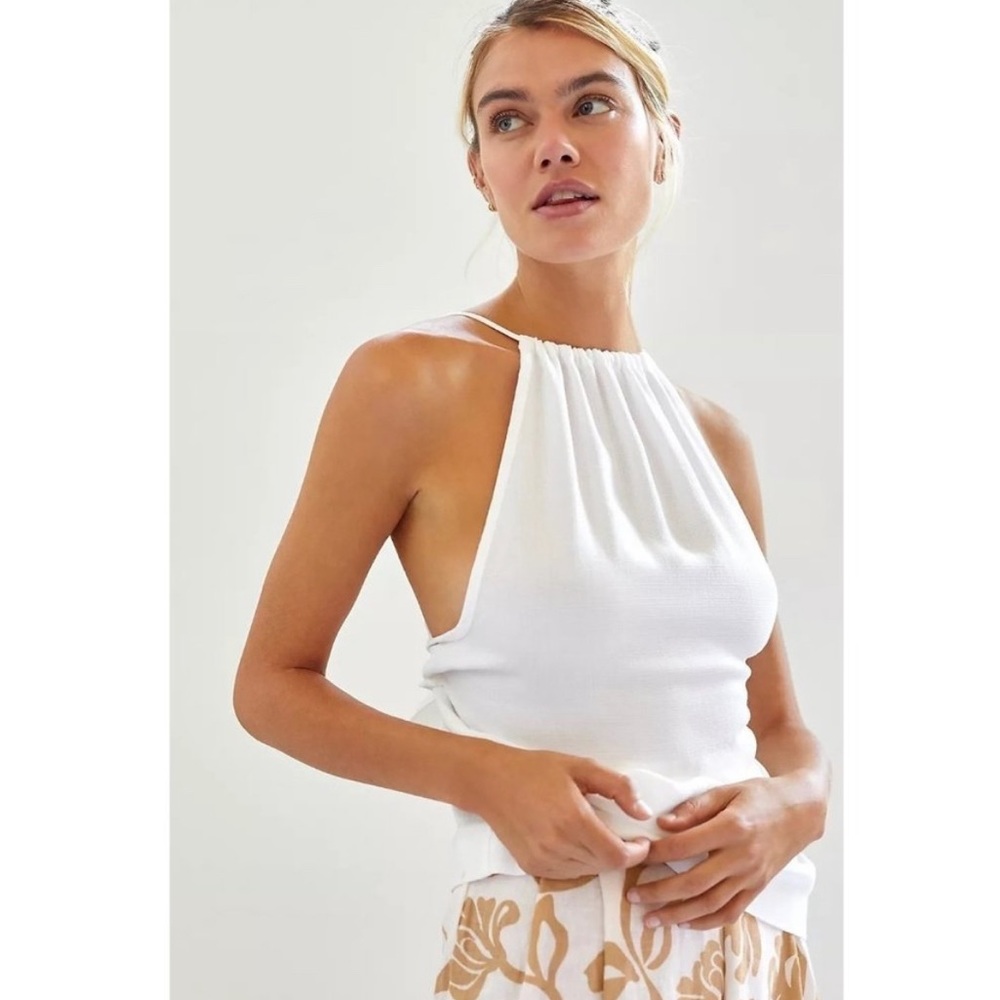 Cloth and Stone tie back halter!